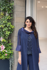 Completo elegante con pantalone e spolverino - immagine 2