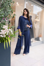 Completo elegante con pantalone e spolverino - immagine 3