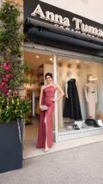 Abito sirena monospalla con strass e spacco - elegante per diciottesimo, testimone e invitata - immagine 4